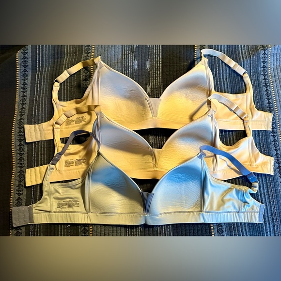 My weight loss is your gain! 3 Auden bras from Target. Great condition 36DD - Picture 2 of 5